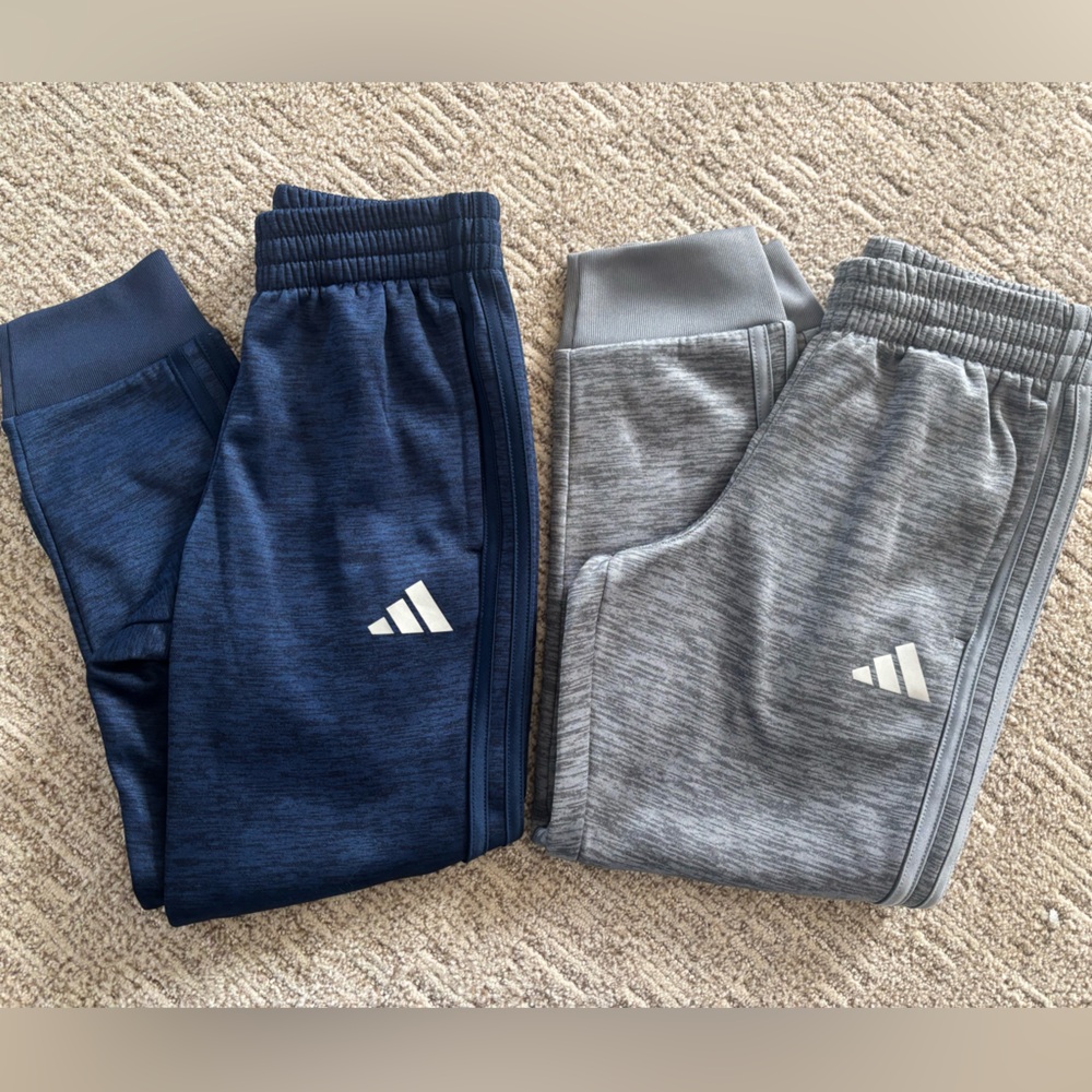 Boys Adidas Jogger Bundle / Size Small (8)